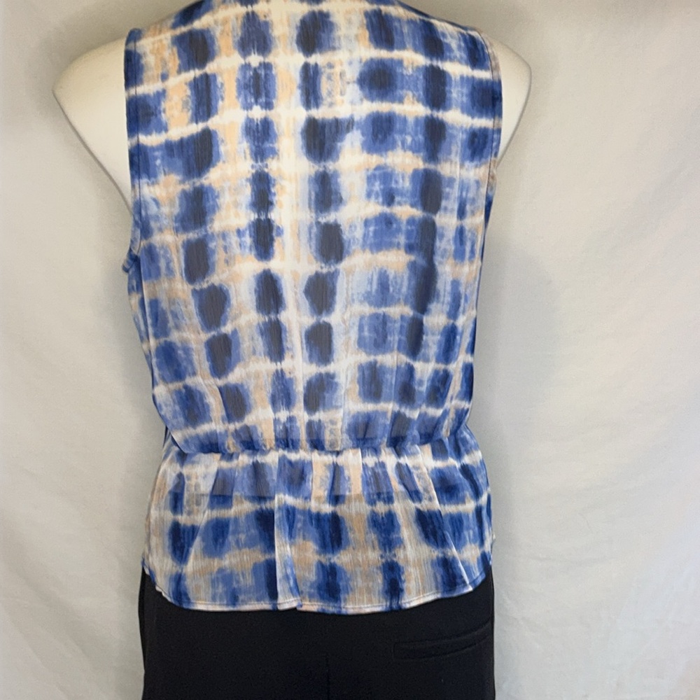 HeartSoul Blue and Cream Ruffle Tie-Dye Women's Top